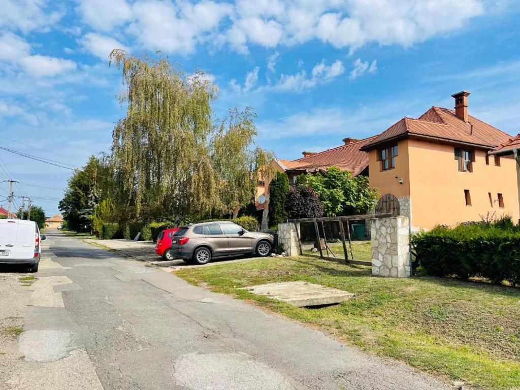 Villapark House Szerencs Esterno foto